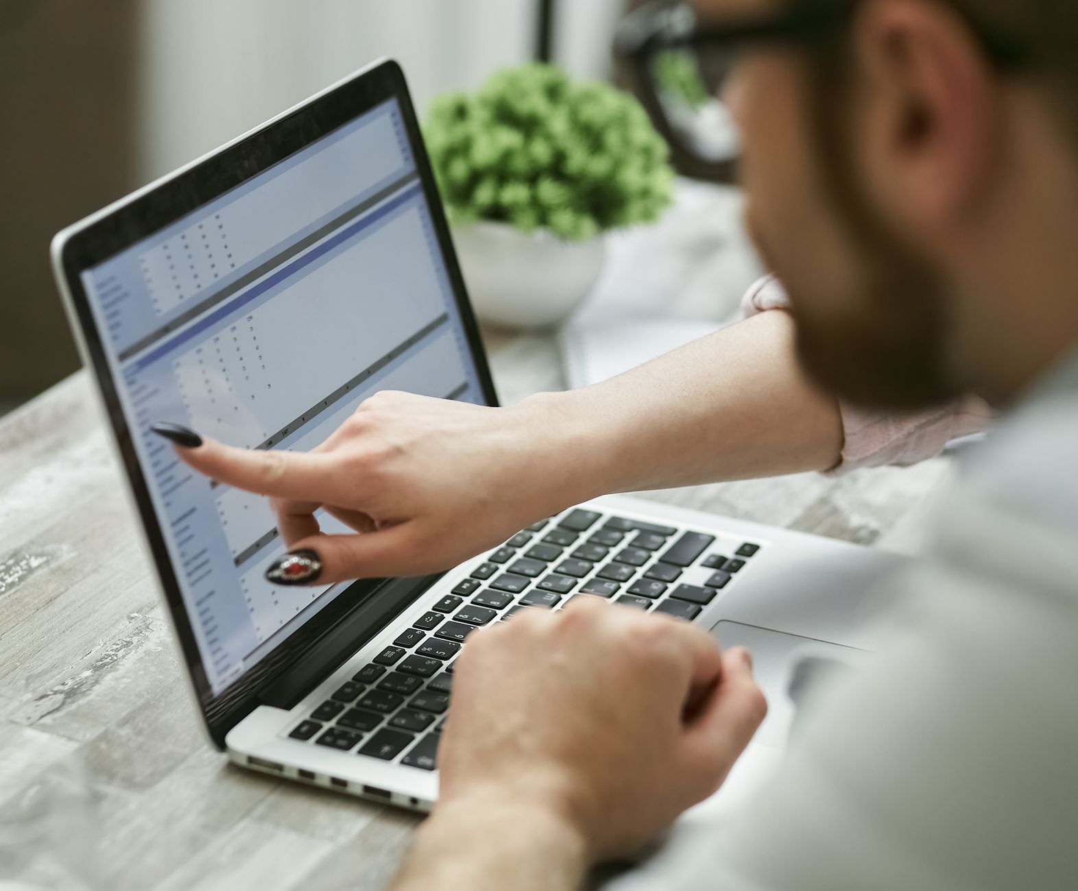 Client Tracking System for Freelance Developers 2026