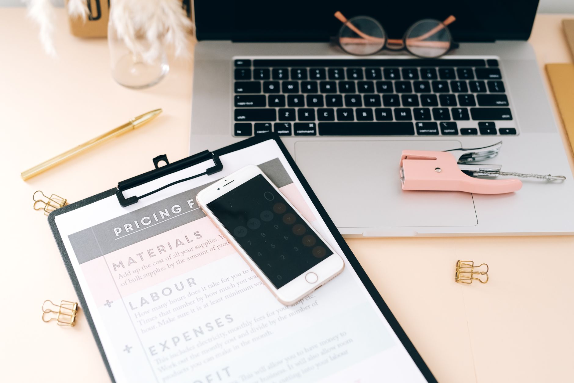 Pricing Digital Products Strategy for Maximum Profit 2026